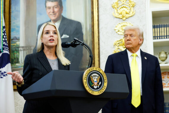 Perubahan Kabinet Trump: Apa yang Akan Terjadi Selanjutnya?